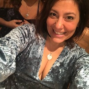 Meet your Posher, Gina